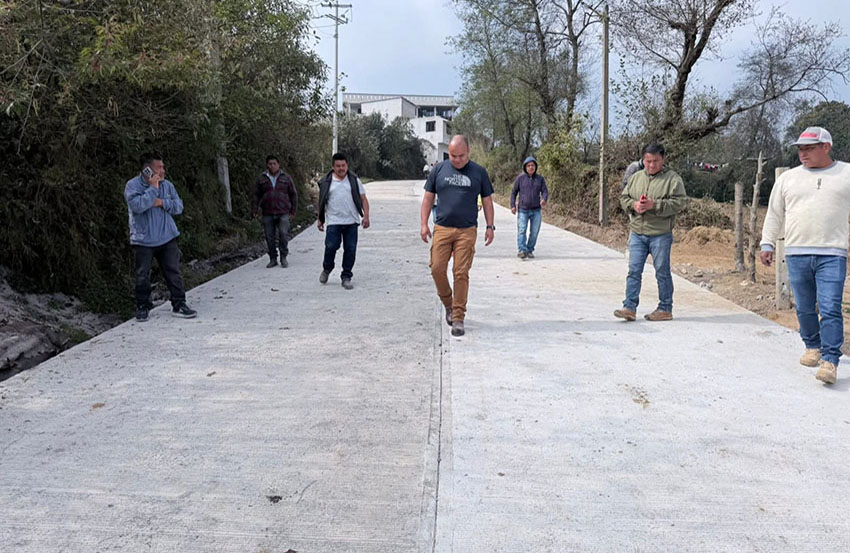 Avanzan más obras en Chignautla Juan Toral Ramos-6