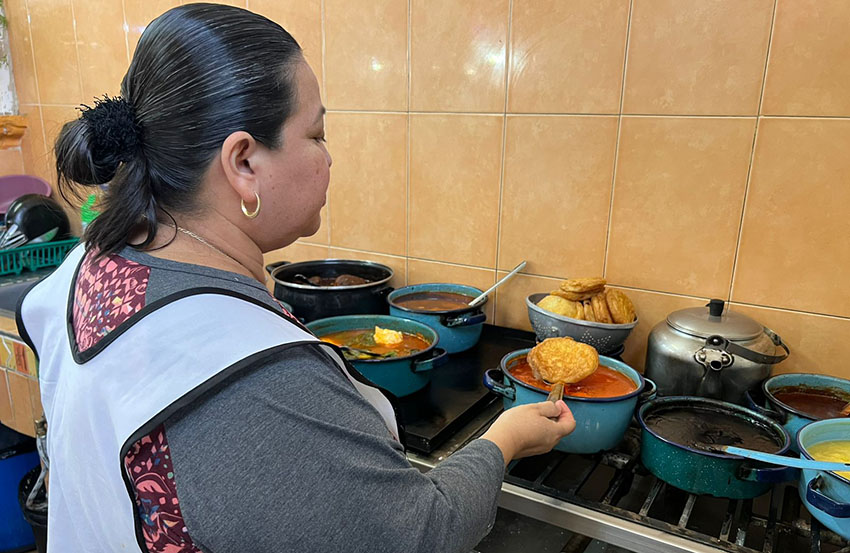 Baja la demandan de torta de camarón durante Cuaresma-2