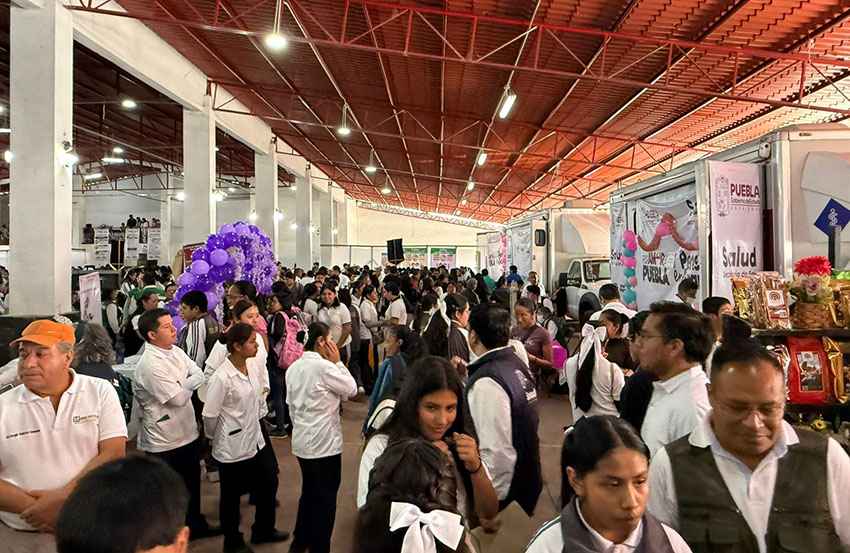Encabeza Oscar Paula jornada histórica de salud en Cuetzalan-10