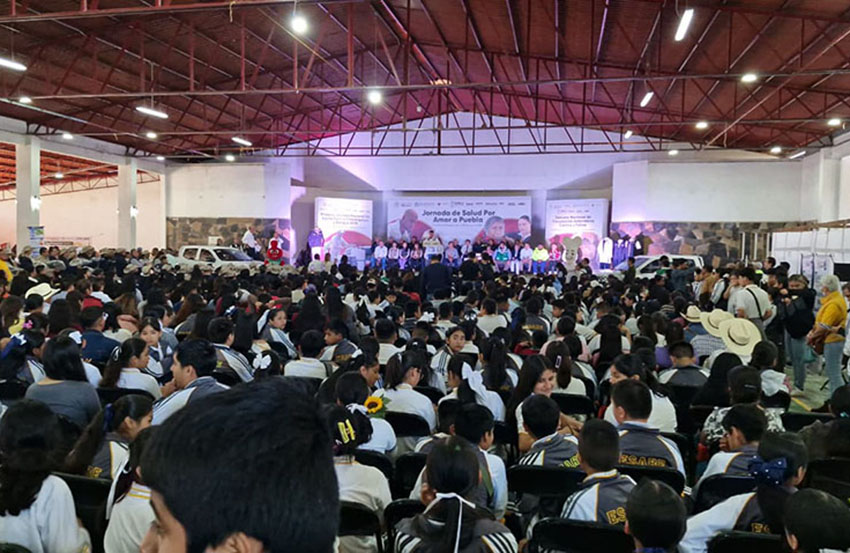 Encabeza Oscar Paula jornada histórica de salud en Cuetzalan-5