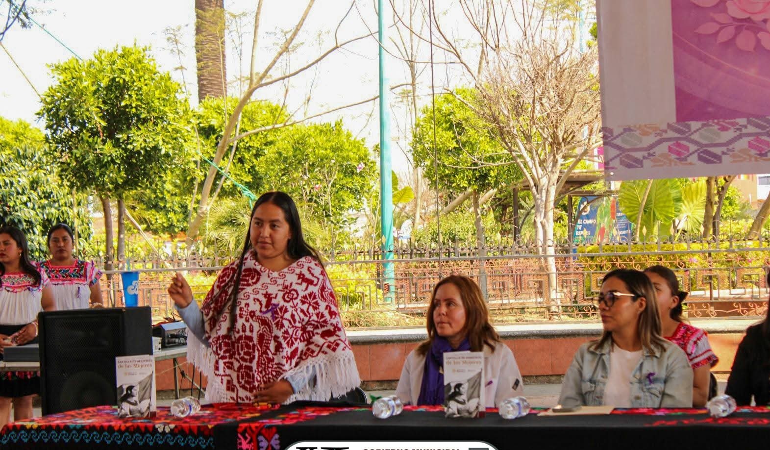 Hueyapan celebra el Día Internacional de la Mujer-1