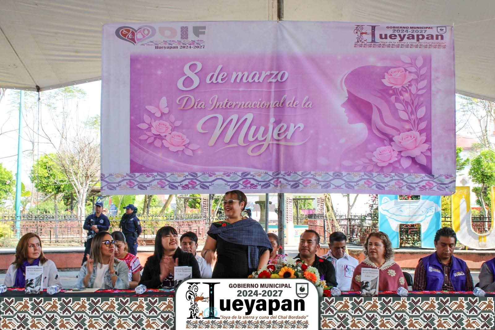 Hueyapan celebra el Día Internacional de la Mujer-7