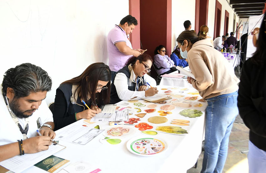 Voluntariado de Salud acerca servicios médicos