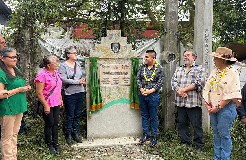 Entrega de obras en Cuetzalan compromiso de Oscar Paula Cruz por el desarrollo y bienestar