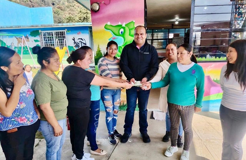 Todas las escuelas recibirán apoyo sin distinción Juan Toral-1