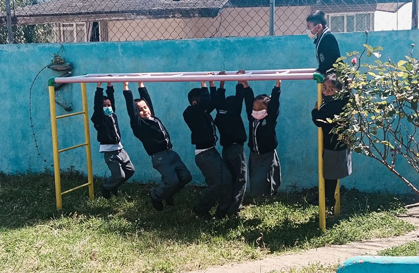 Todas las escuelas recibirán apoyo sin distinción Juan Toral-4