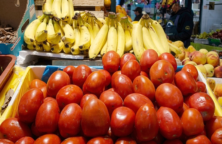 ¡Hasta en 50 pesos el jitomate!