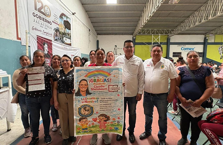 71 instituciones en Jalacingo, reciben “La Escuela es Nuestra”-1