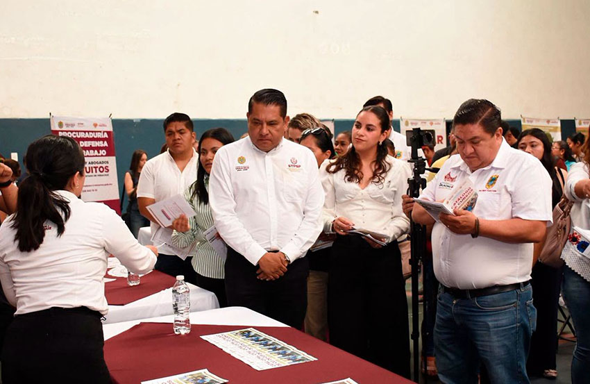 Acercan empleo y oportunidades con exitosa Caravana de Servicios 2026-5