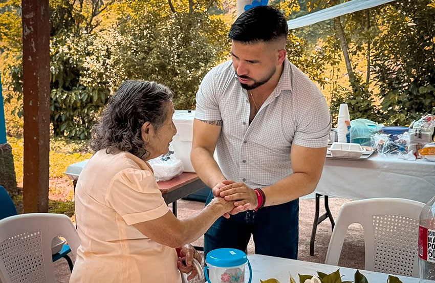 Continúan la celebración a las madres de Hueytamalco -