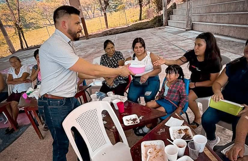 Continúan la celebración a las madres de Hueytamalco -2