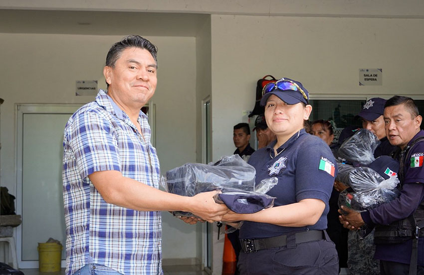Refuerza Hueytamalco seguridad con uniformes y cuatrimotos equipadas-2