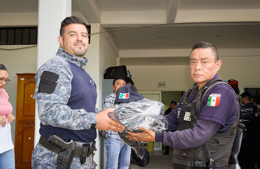 Refuerza Hueytamalco seguridad con uniformes y cuatrimotos equipadas-4