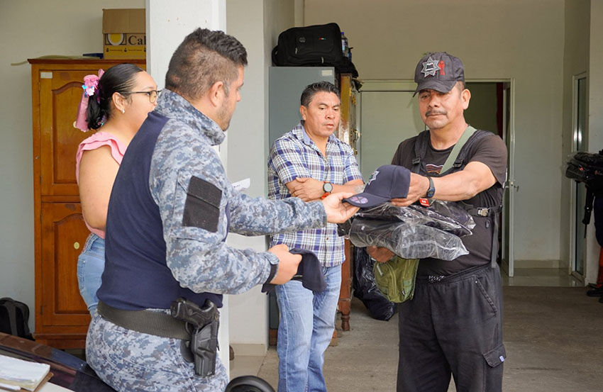 Refuerza Hueytamalco seguridad con uniformes y cuatrimotos equipadas-7