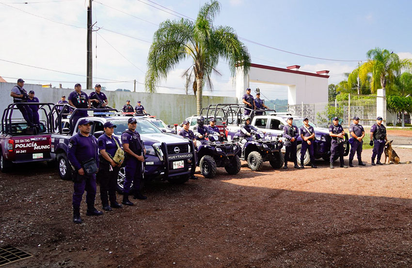 Refuerza Hueytamalco seguridad con uniformes y cuatrimotos equipadas