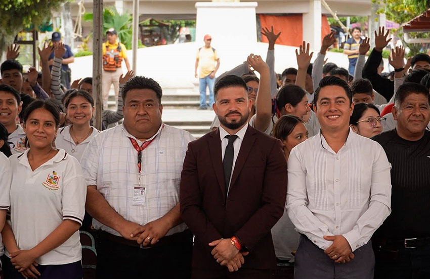 “¡En Hueytamalco somos Búhos!”