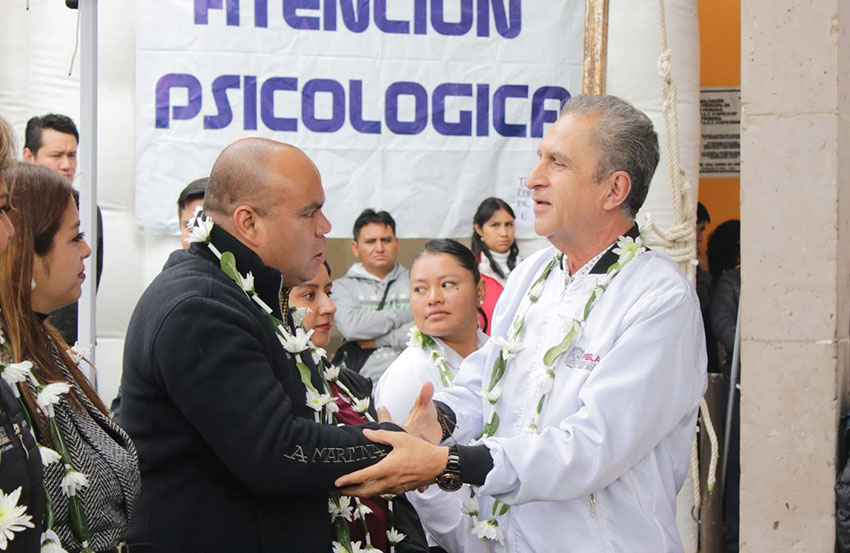 En Chignautla más de 3 mil se benefician con jornada médica gratuita-3