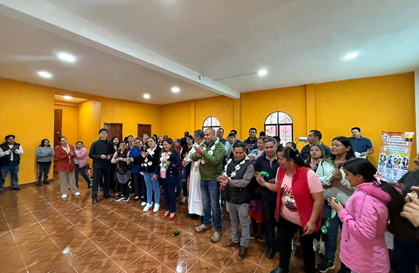 Encabeza Juan Toral inauguración de Salón de Usos Múltiples-3