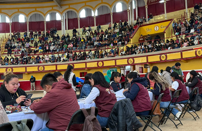 Más de 10 mil familias recibirán tarjeta de la beca Rita Cetina