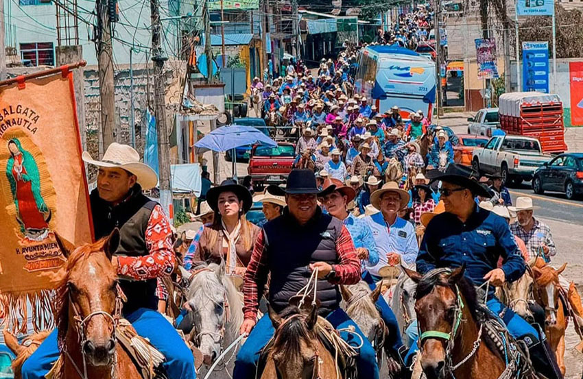 Miles celebran la Octava de Corpus en Chignautla