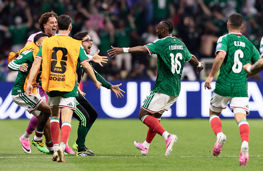 México hace historia y avanza a octavos-3