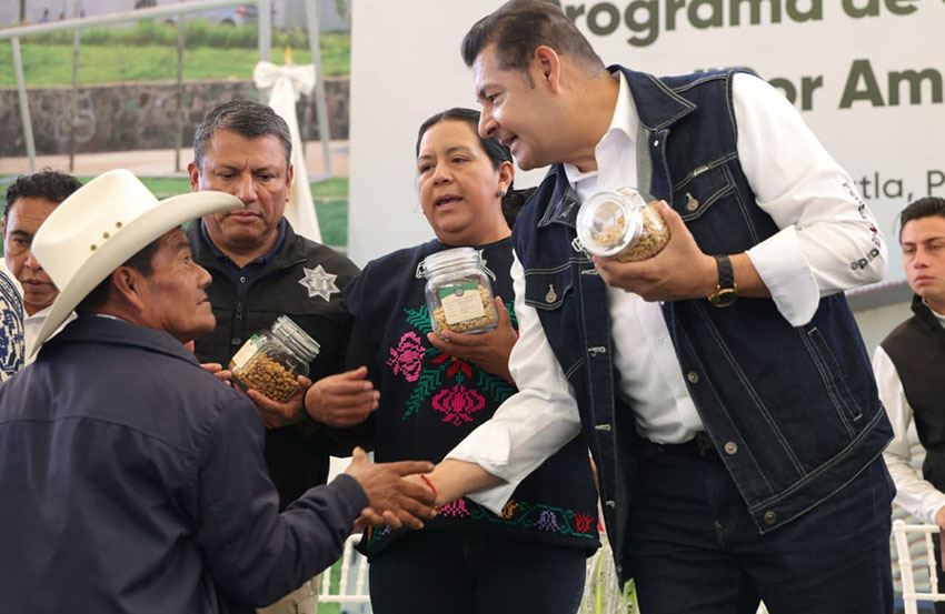 Transforma en grande Armenta el campo de la sierra -2