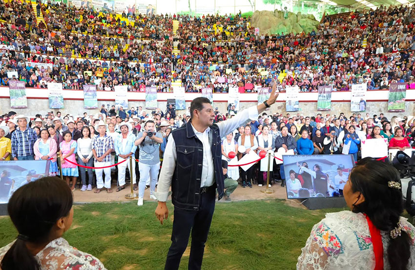 Transforma en grande Armenta el campo de la sierra -3