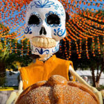 Invita Tlatlauquitepec a vivir la magia del Día de Muertos